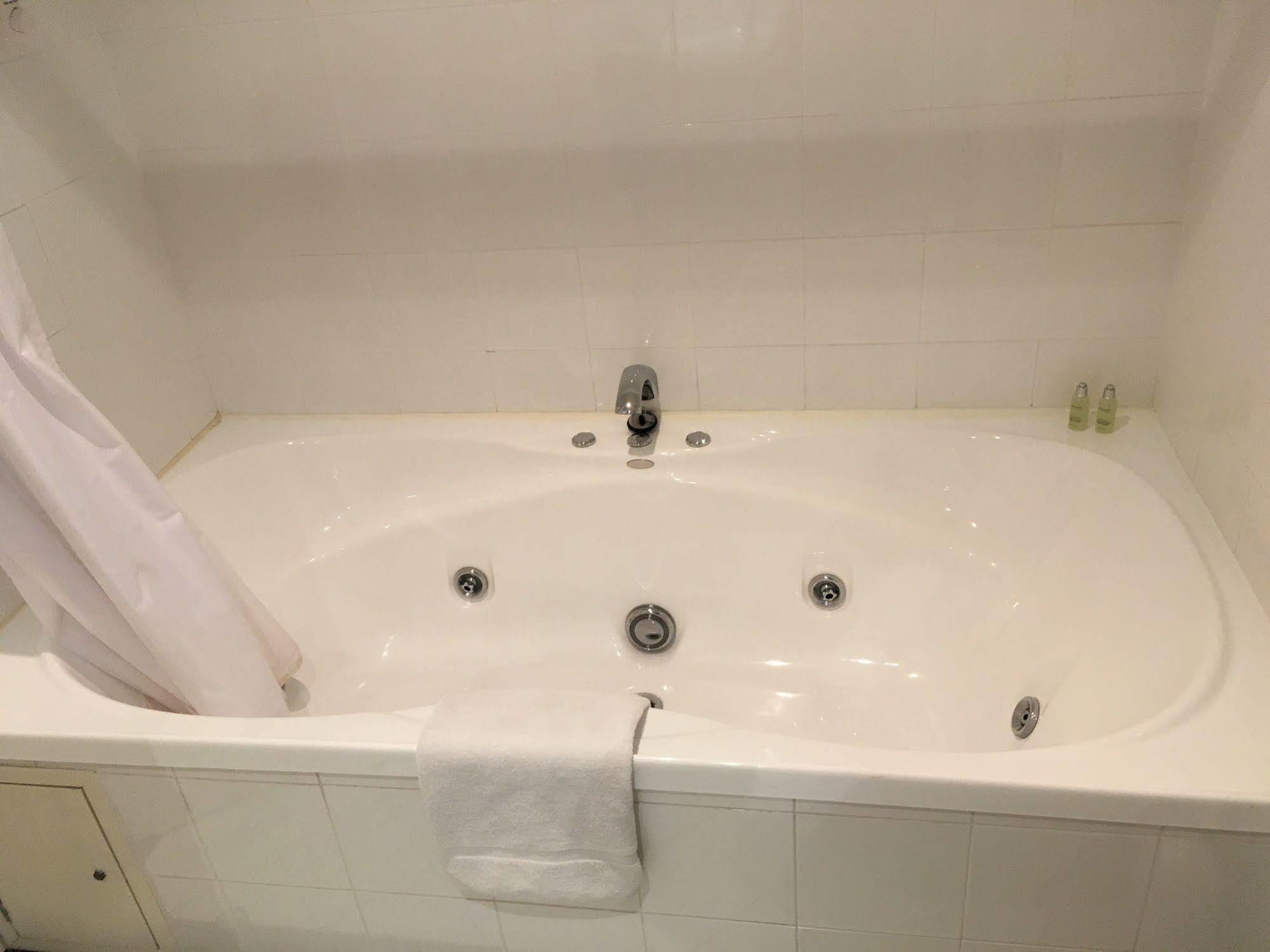 On York Motel 4*